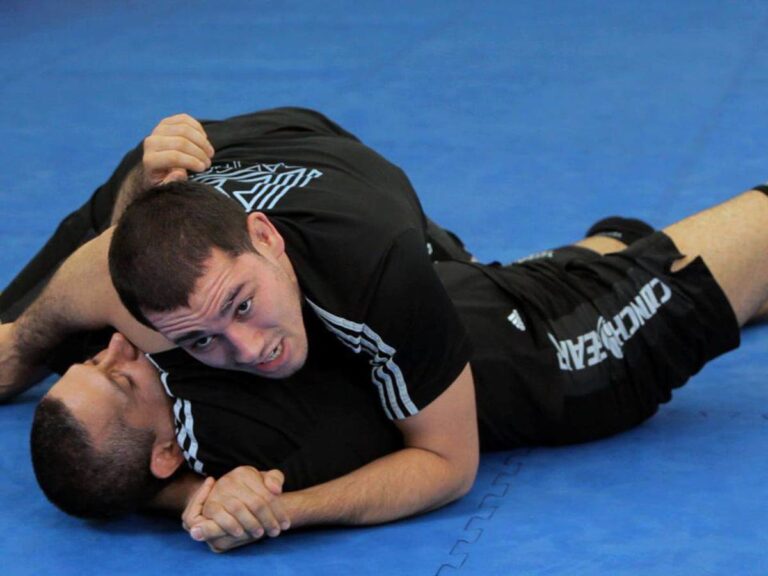 arm triangle side control